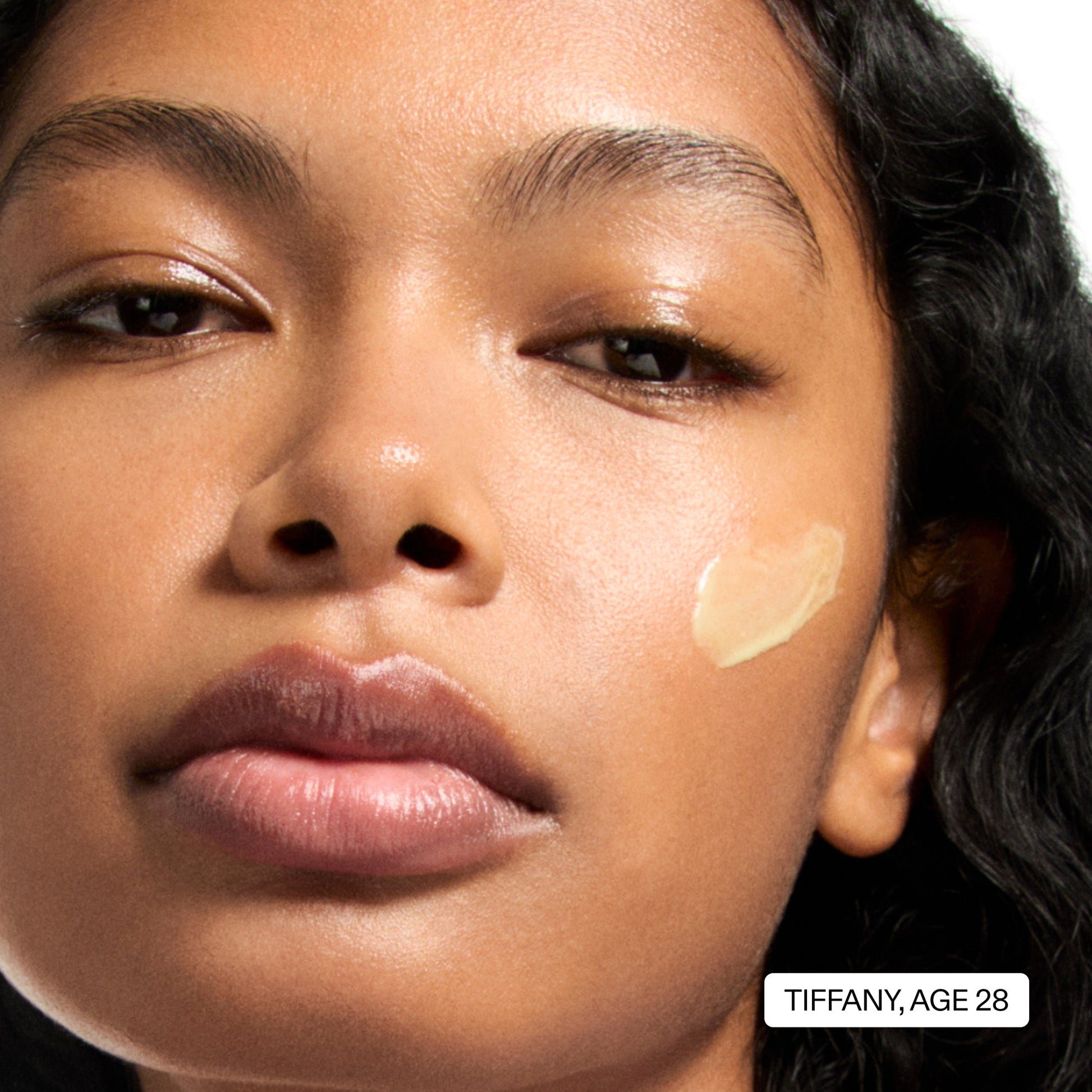 starter-retinol-serum-z9 StarterRetinol_Model2_2000x2000_fa44e5e2-09cd-4121-9780-08a9debd7d88.jpg