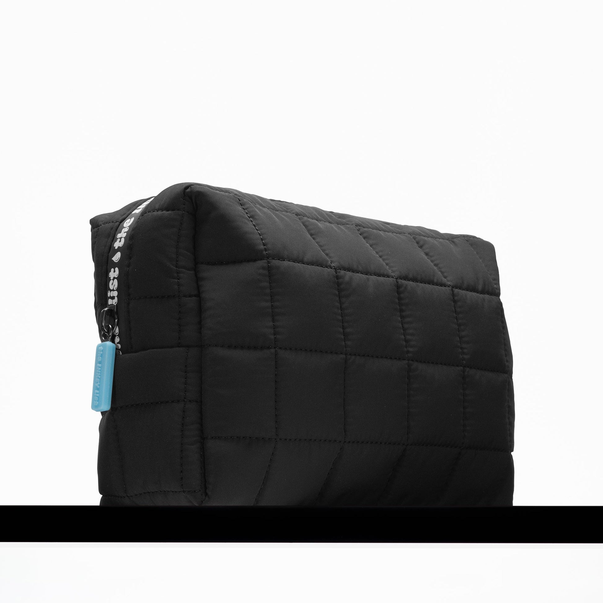 the-inkey-list-washbag-w4 washbag-hydration-05.jpg